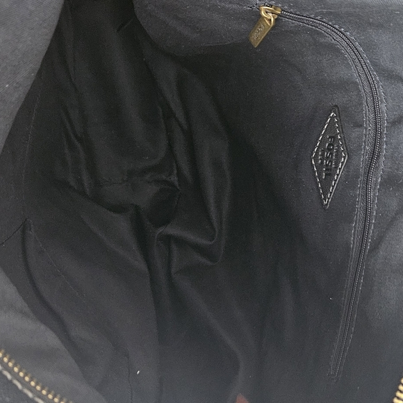 Handbag - Picture 2 of 3